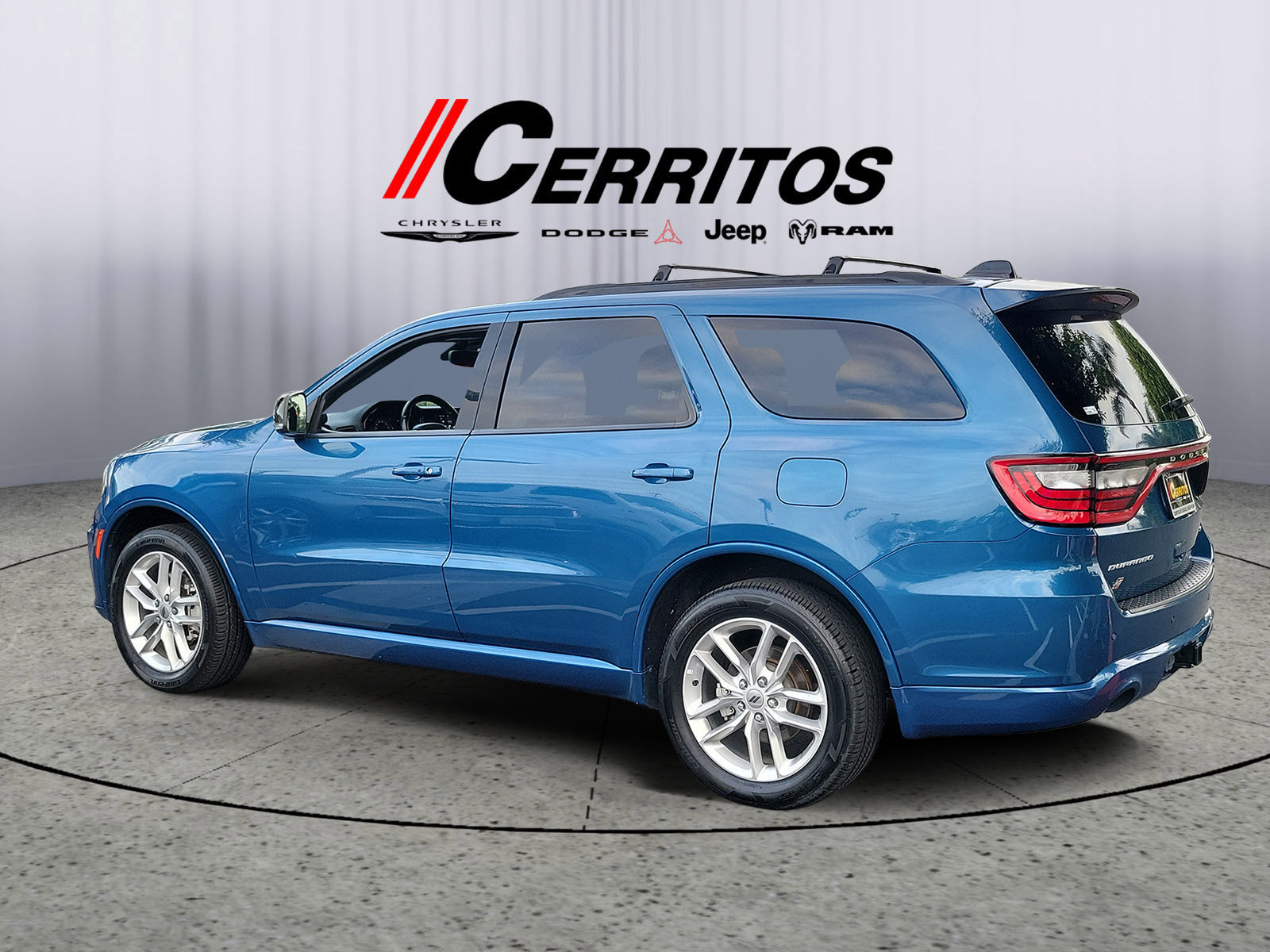 Used 2024 Dodge Durango GT AWD/4WD image 2