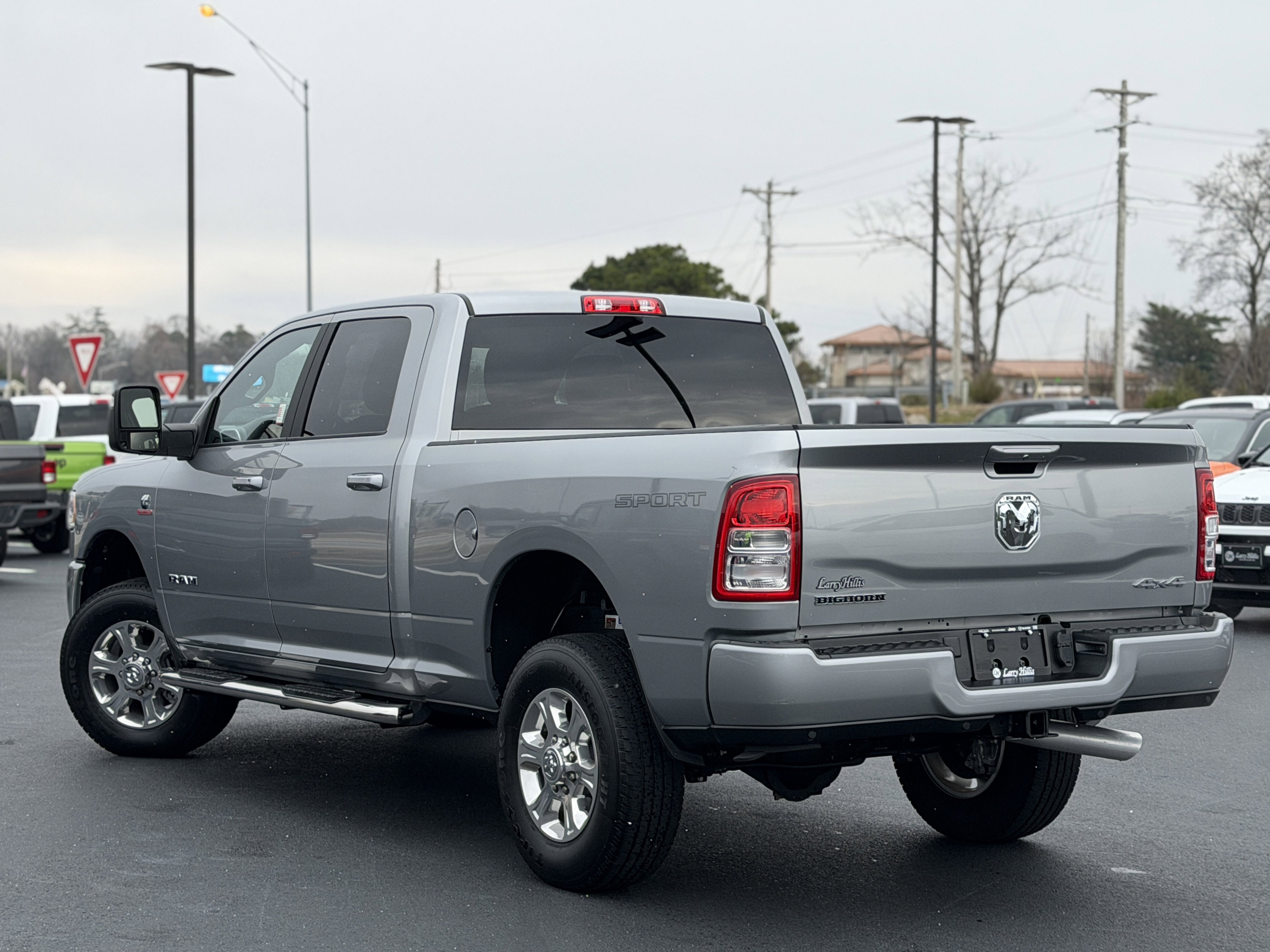 Used 2024 RAM 2500 Big Horn w/ Sport Appearance Package image 8