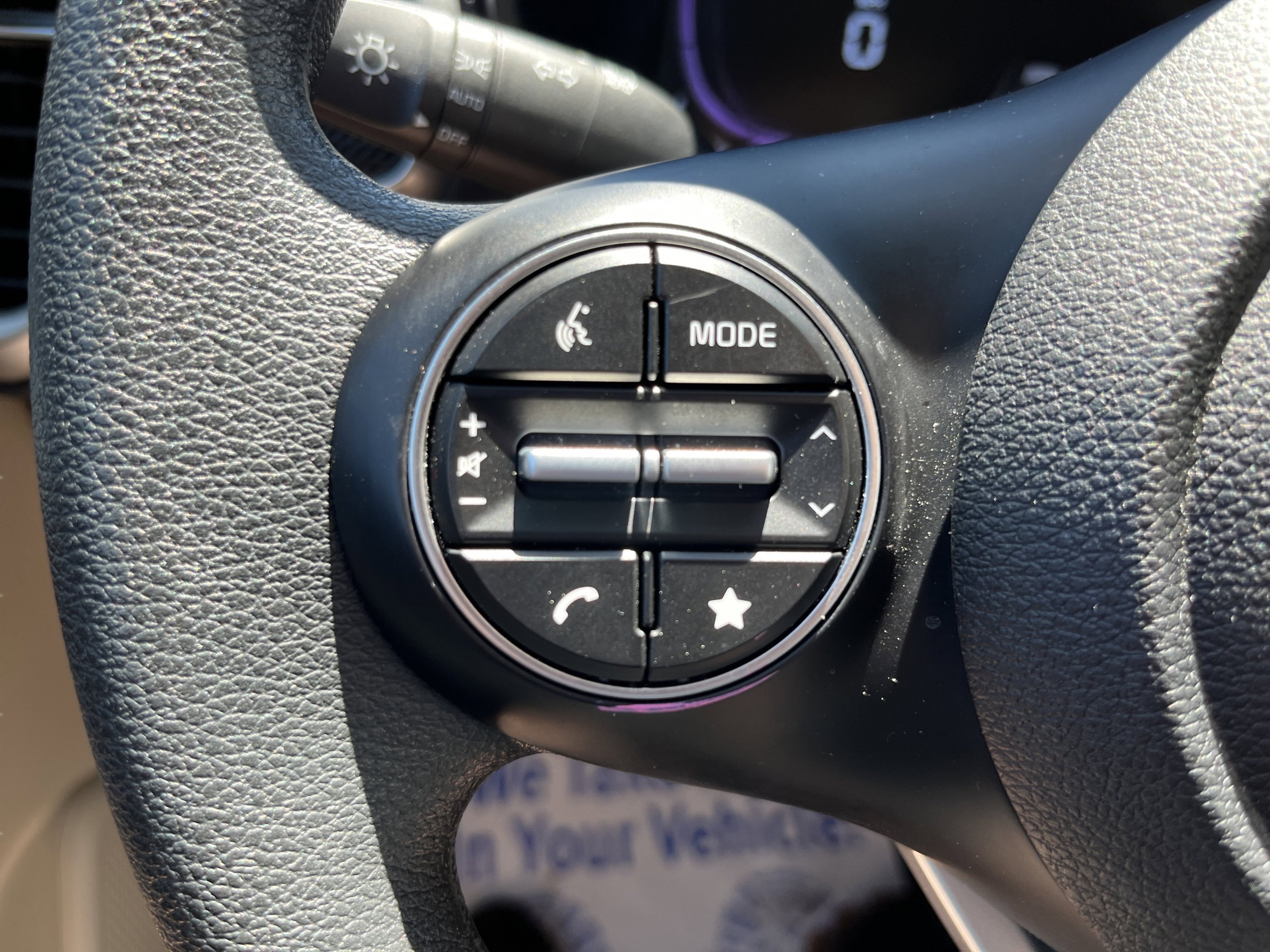 Used 2025 Kia Soul LX FWD image 21