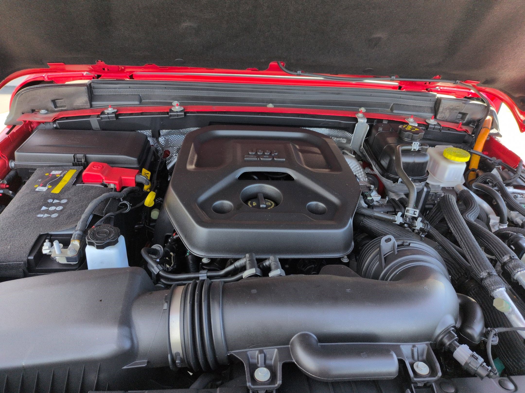 Used 2025 Jeep Wrangler Willys image 34