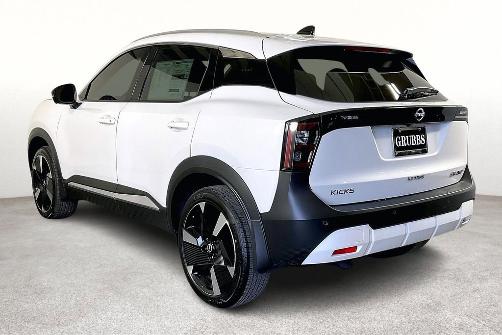 New 2026 Nissan Kicks SR w/ SR Premium Package image 6