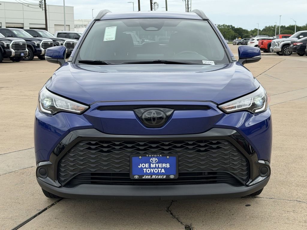 Used 2024 Toyota Corolla Cross AWD Hybrid image 3