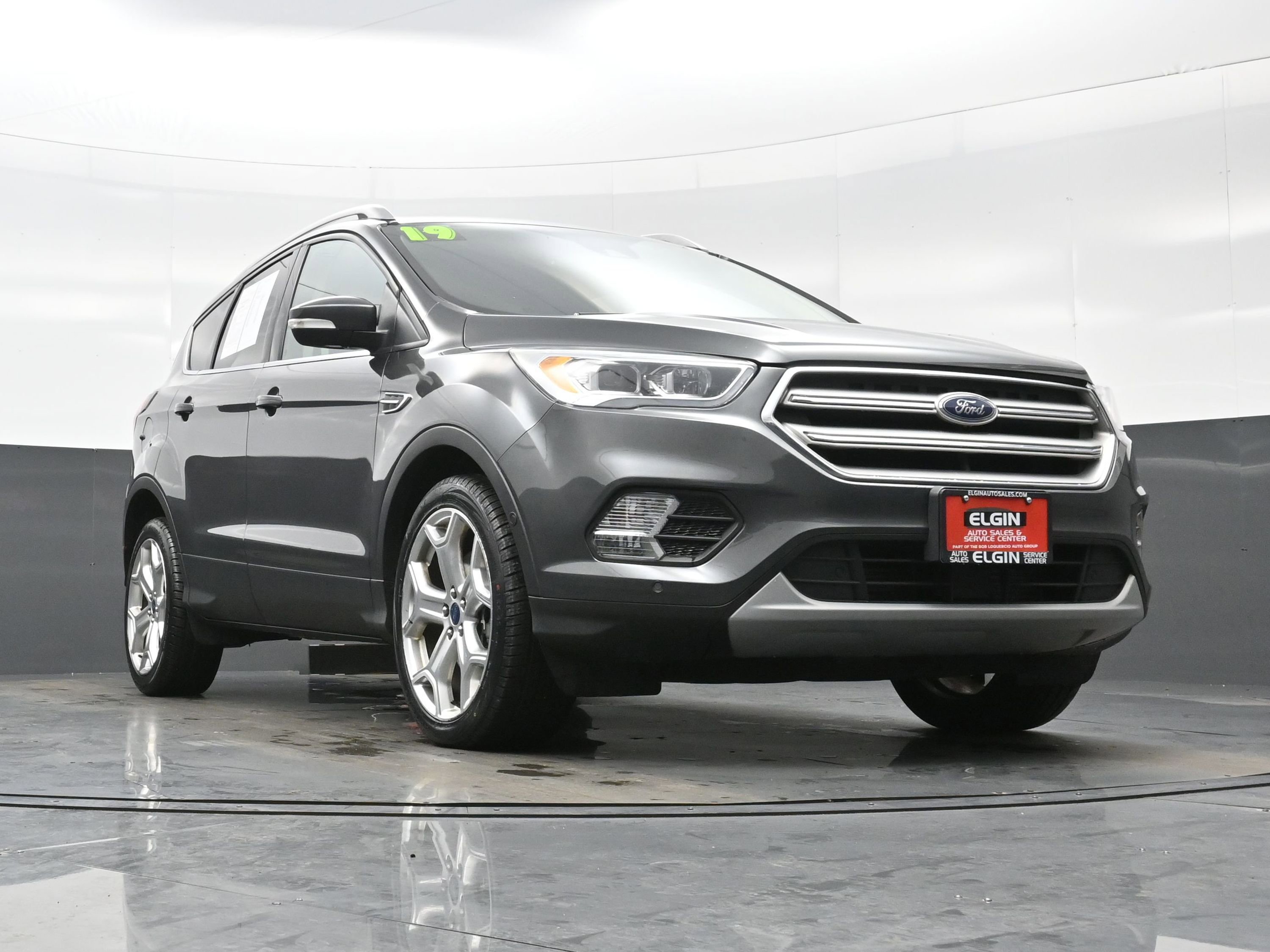 Used 2019 Ford Escape Titanium image 32