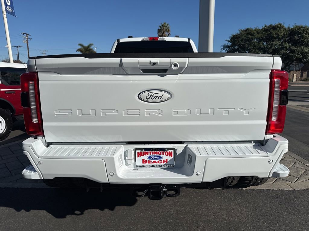 Used 2026 Ford F450 Lariat w/ FX4 Off-Road Package image 15