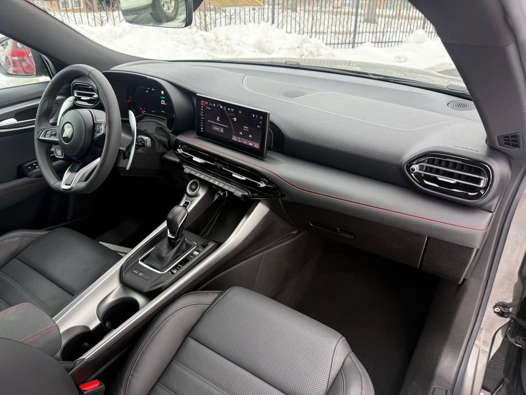 Used 2024 Dodge Hornet R/T Plus w/ R/T Blacktop Package image 15