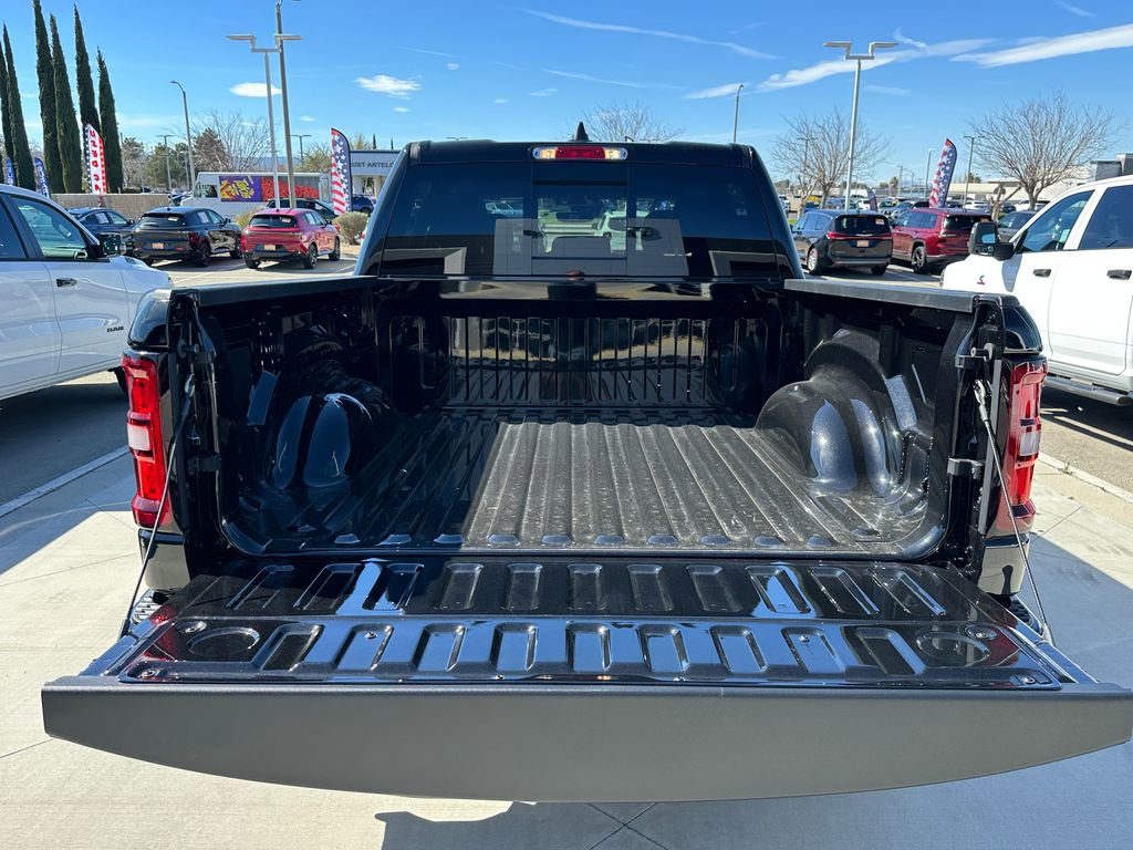 New 2026 RAM 1500 4x4 Crew Cab image 19