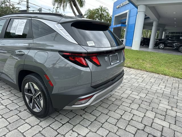 Used 2025 Hyundai Tucson SEL FWD image 12