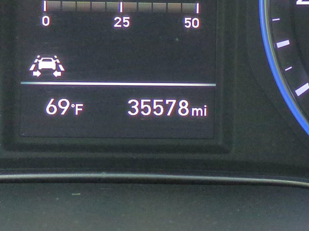 Certified 2021 Hyundai Kona Limited w/ Cargo Package image 19