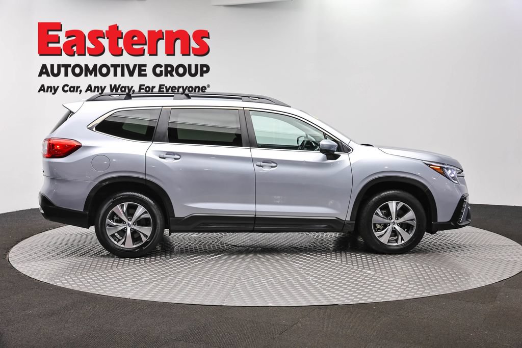 Used 2025 Subaru Ascent Premium AWD/4WD image 4