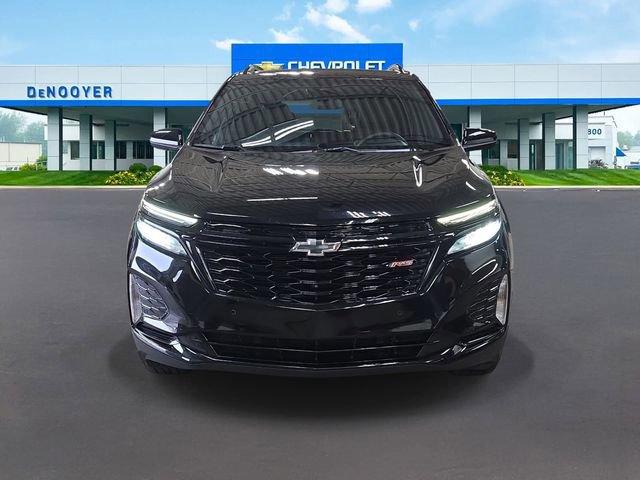 Used 2024 Chevrolet Equinox RS w/ RS Leather Package AWD/4WD image 4