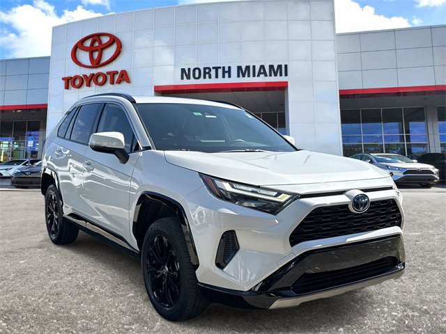 Used 2022 Toyota RAV4 SE w/ SE Grade Weather Package video 1