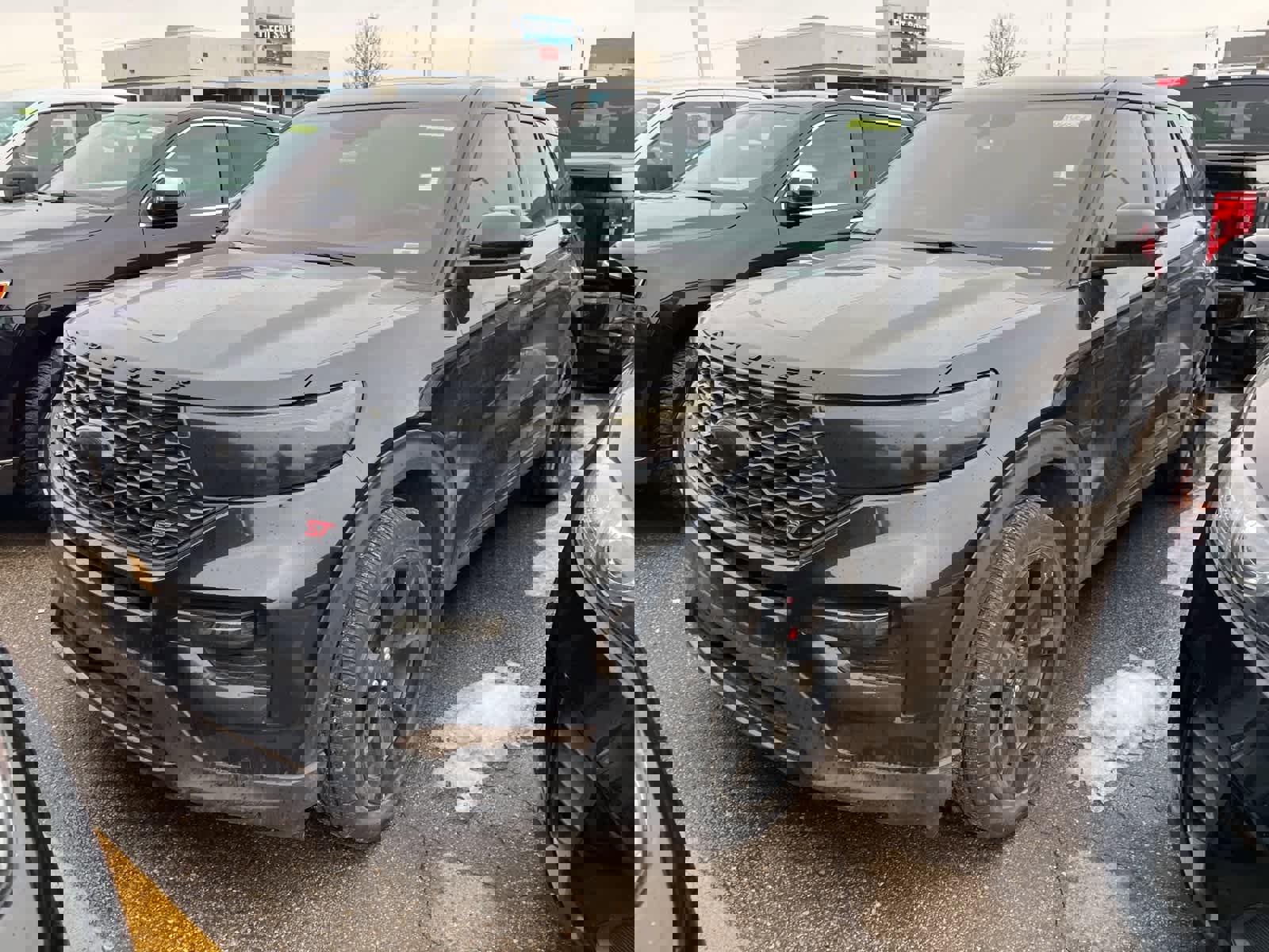 Used 2022 Ford Explorer ST w/ Equipment Group 401A image 2