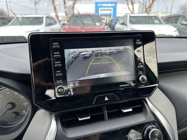 Used 2022 Toyota Venza LE image 17