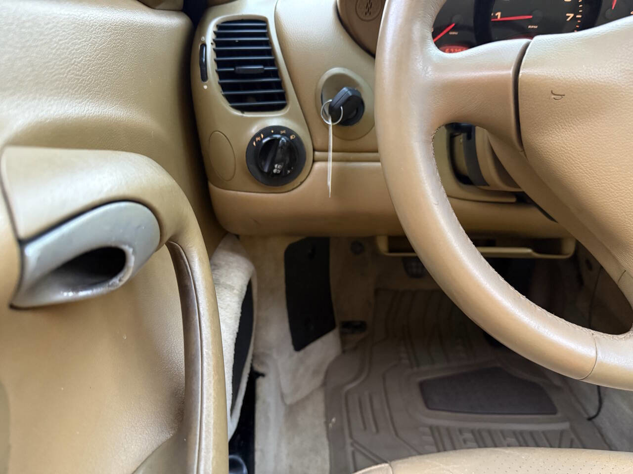 Used 2000 Porsche 911 Carrera image 27