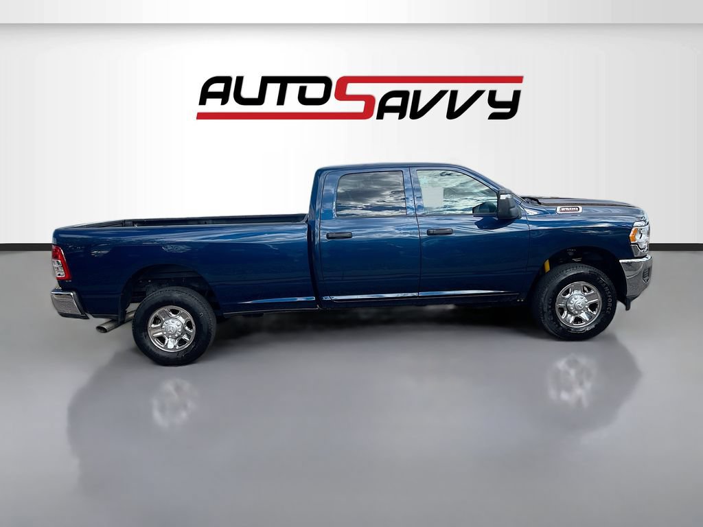 Used 2024 RAM 2500 Tradesman w/ Chrome Appearance Group AWD/4WD image 8