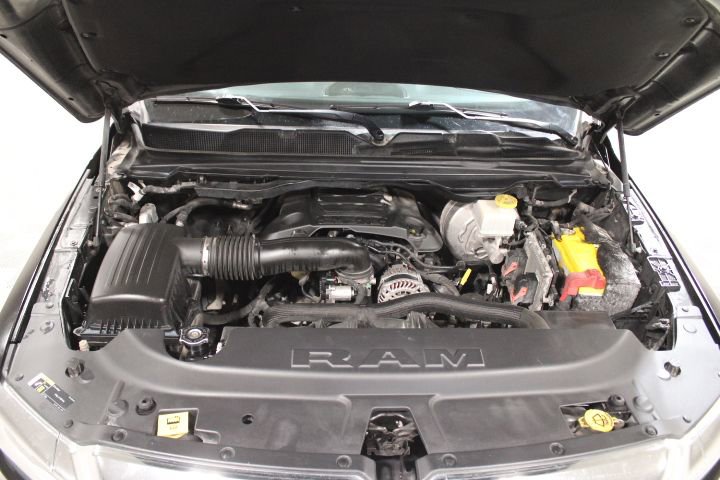 Used 2019 RAM 1500 Laramie image 44