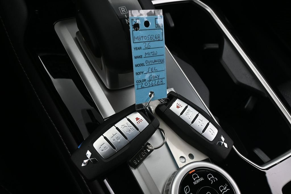 New 2026 Mitsubishi Outlander SEL FWD image 27