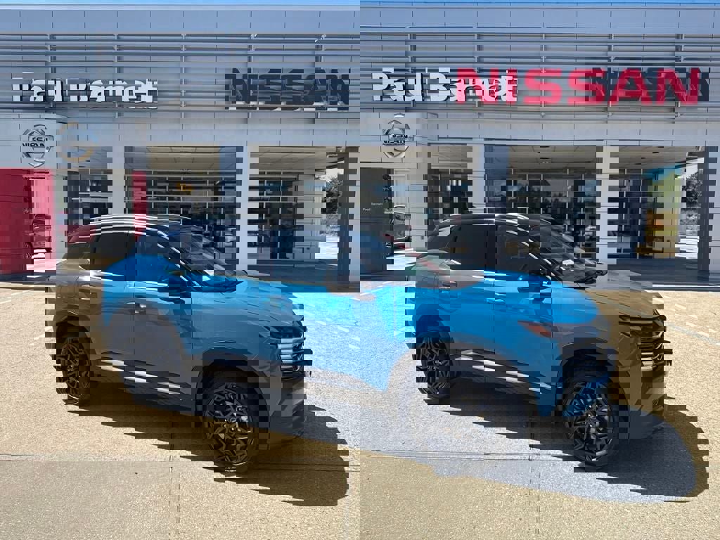 New 2025 Nissan Kicks SR video 2