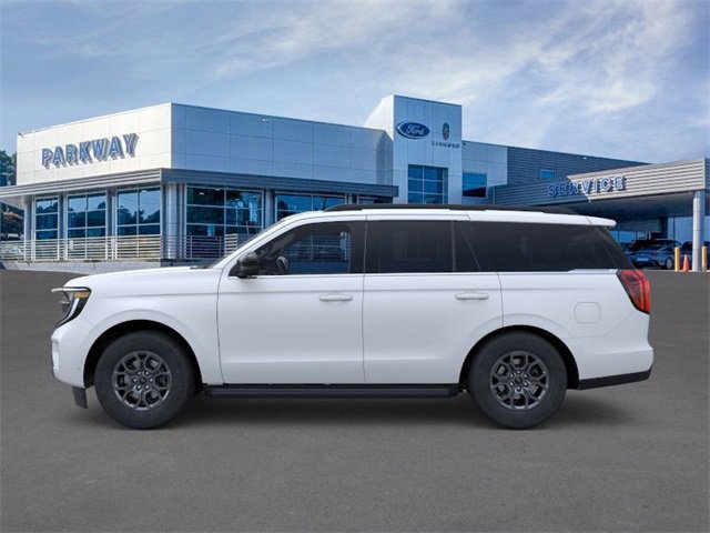 New 2026 Ford Expedition Active image 3
