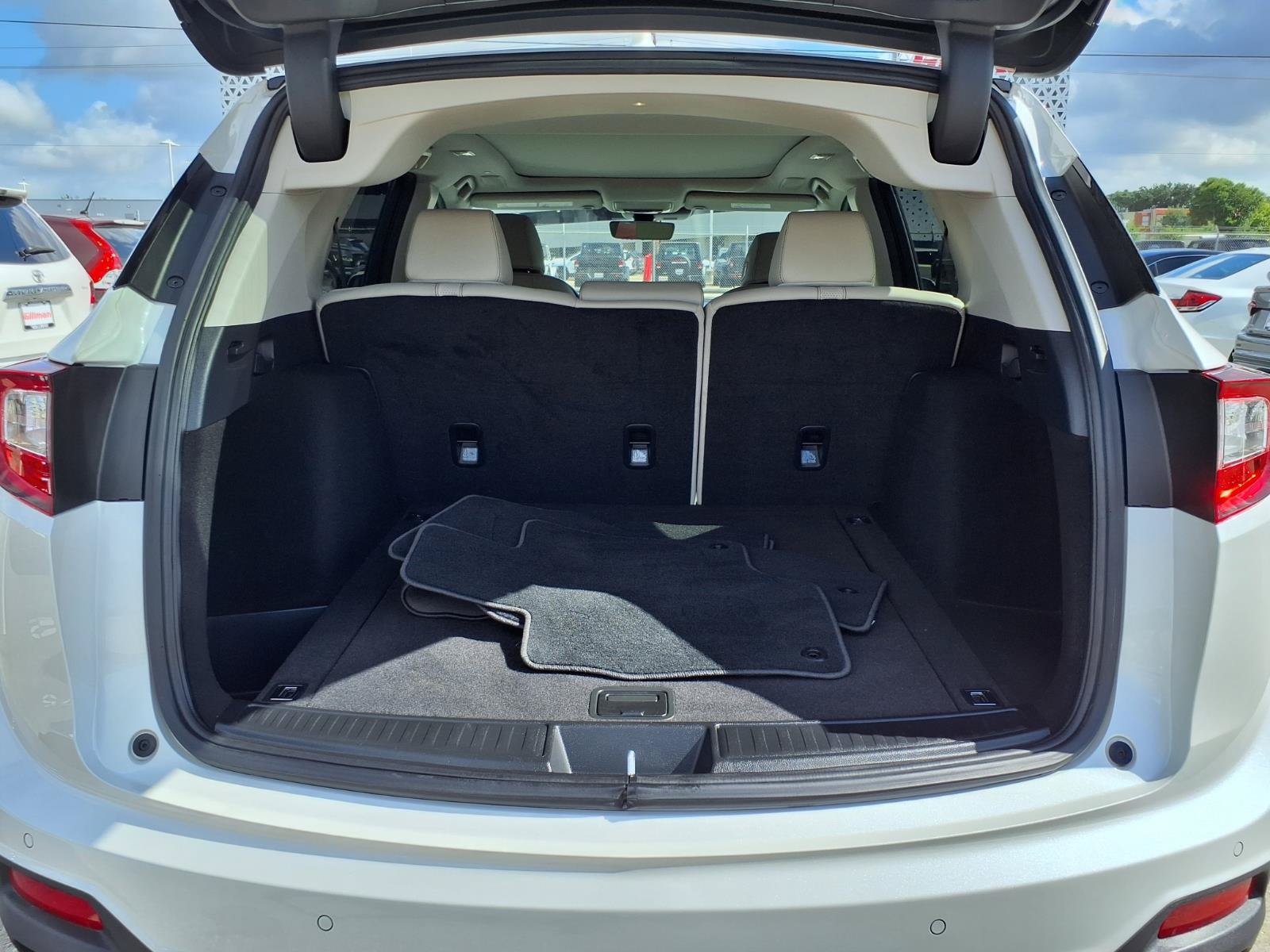 Used 2025 Acura RDX SH-AWD w/ Technology Package image 19
