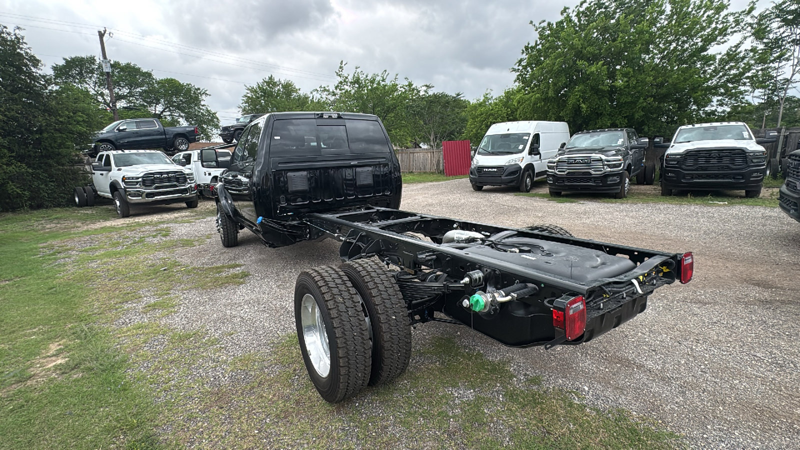 New 2026 RAM 5500 4x4 Crew Cab w/ Laramie Trim Package image 7