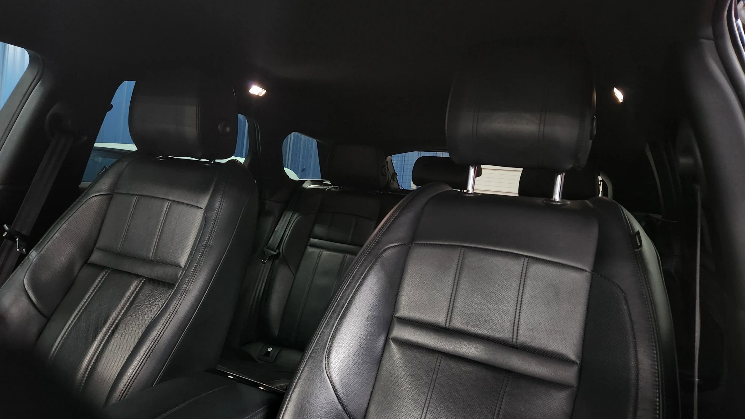Used 2020 Land Rover Range Rover Evoque SE image 8