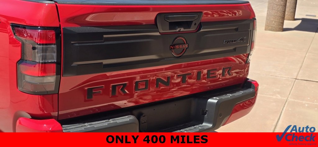 Used 2025 Nissan Frontier PRO-4X w/ Black Accent Package image 39