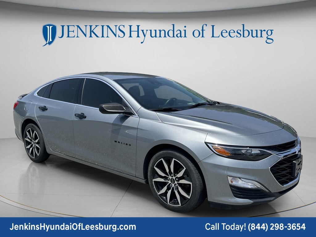 Used 2023 Chevrolet Malibu RS FWD image 1