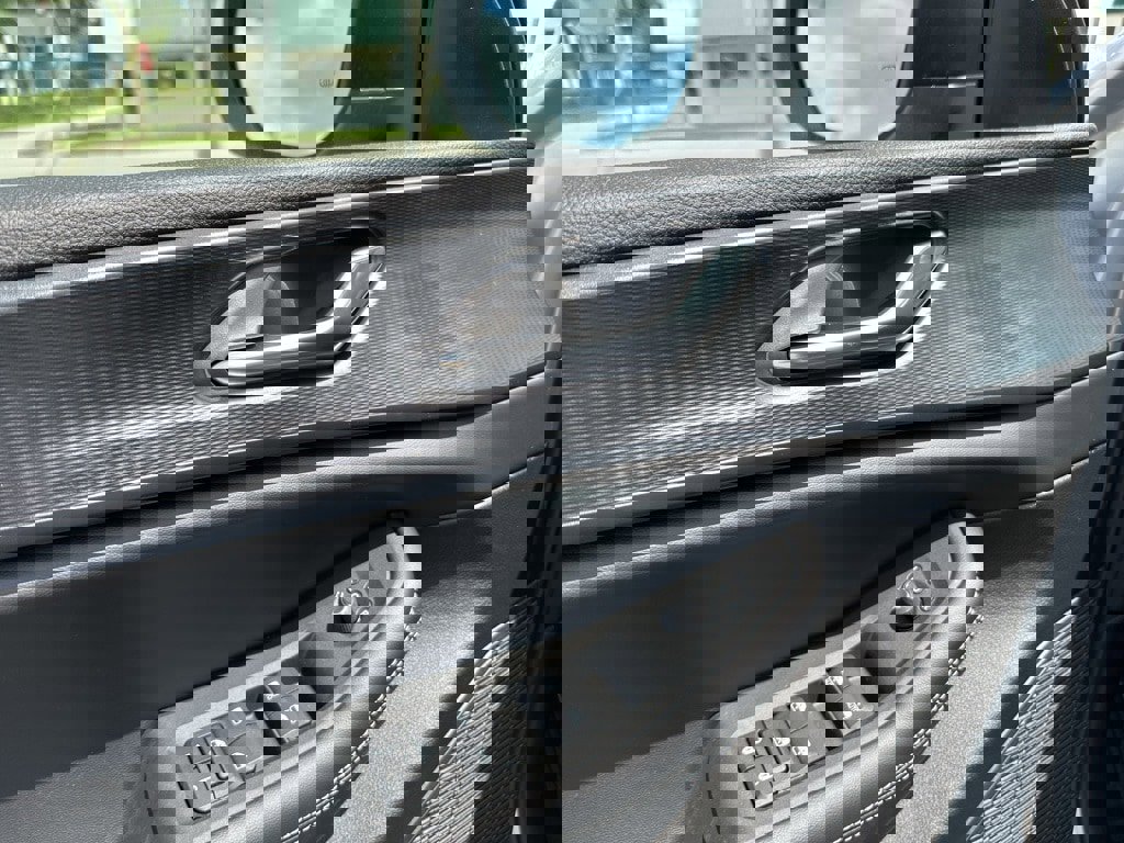 New 2025 Jeep Grand Cherokee L Laredo w/ Trailer Tow Package image 18