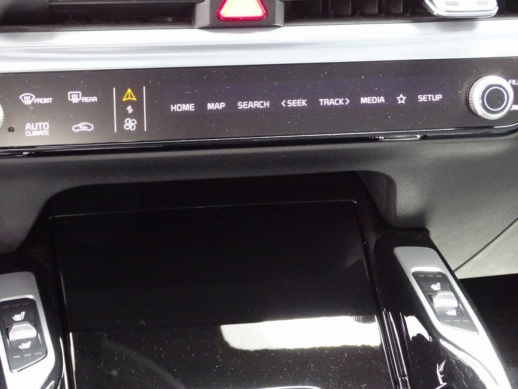 Used 2025 Kia Sorento SX Prestige image 26