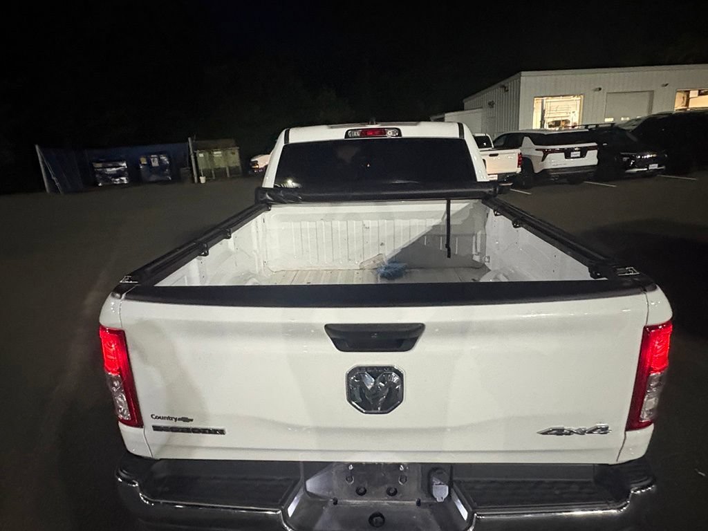 Used 2023 RAM 1500 Big Horn AWD/4WD image 3