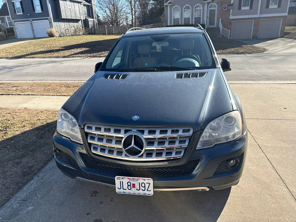 Used 2011 Mercedes-Benz ML 350 2WD image 3