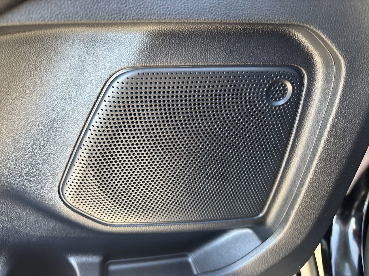 Used 2022 Ford Escape SEL w/ SEL Stealth AWD Package image 12