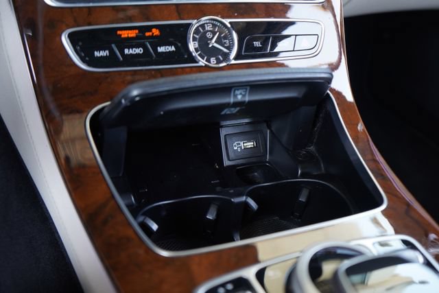 Used 2019 Mercedes-Benz E 300 image 24