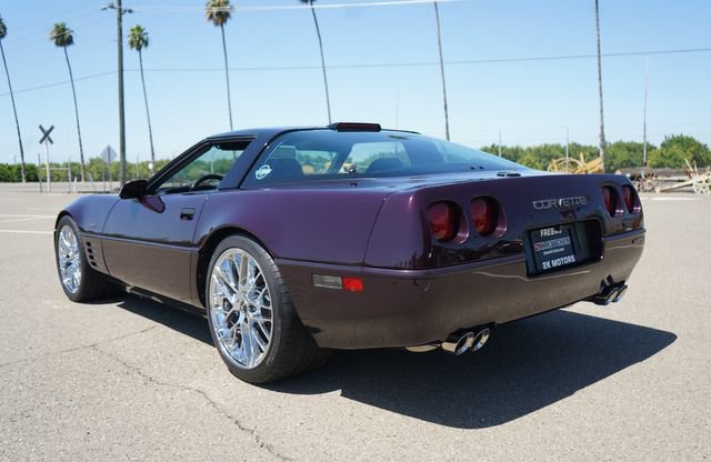 Used 1992 Chevrolet Corvette ZR-1 RWD image 14