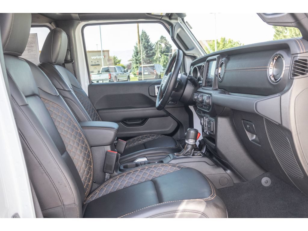 Used 2021 Jeep Gladiator Overland AWD/4WD image 11