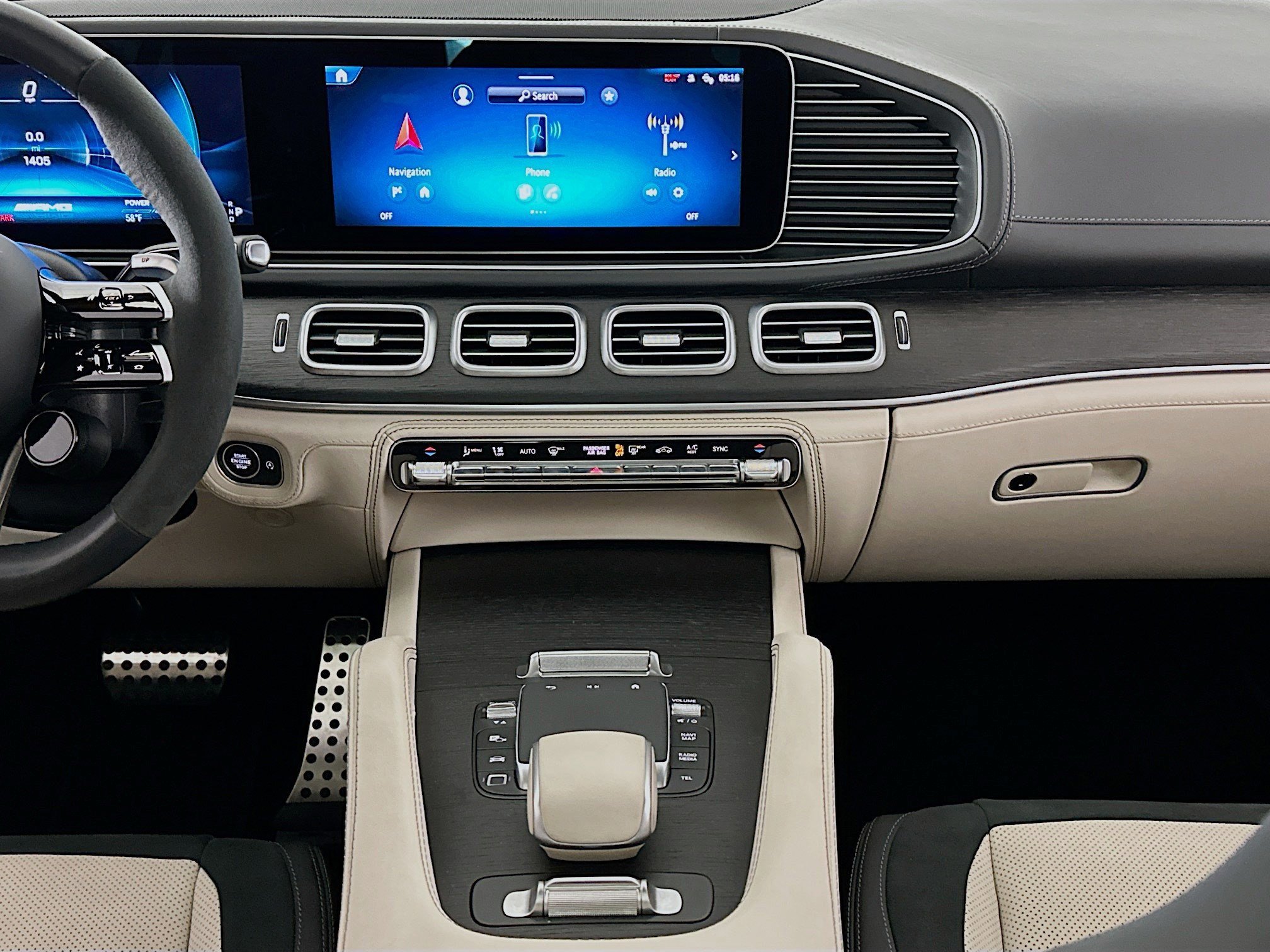 Used 2025 Mercedes-Benz GLE 53 AMG 4MATIC Coupe image 11