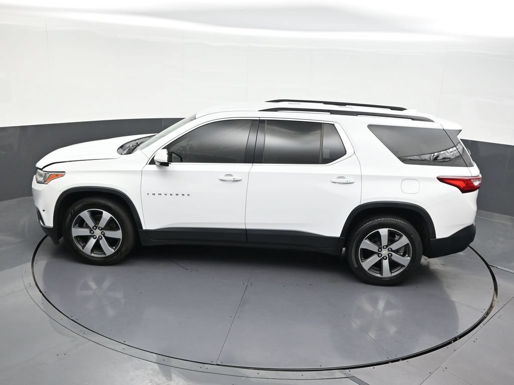 Used 2019 Chevrolet Traverse LT w/ LT Premium Package FWD image 19