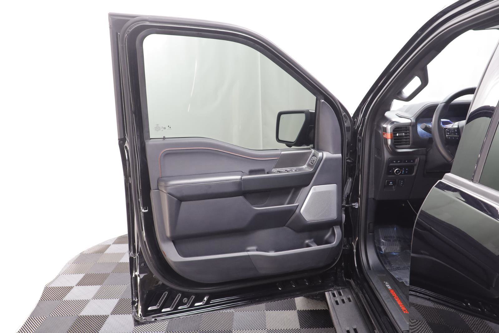 Used 2024 Ford F150 Raptor image 5