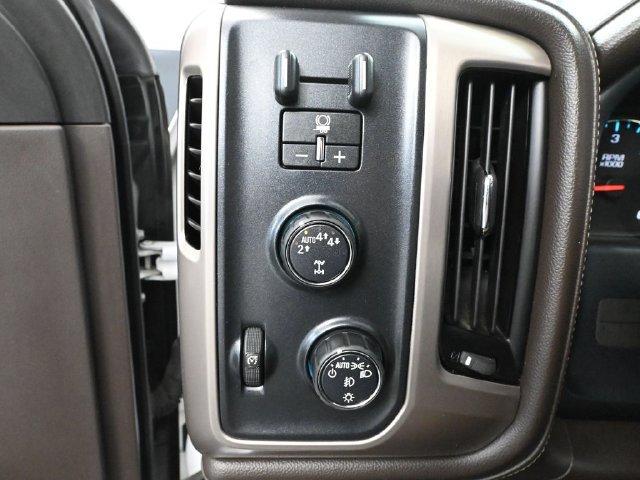 Used 2018 GMC Sierra 1500 Denali AWD/4WD image 26