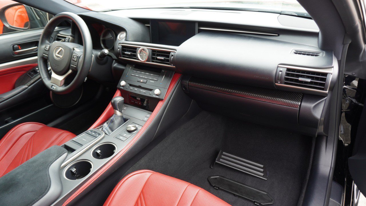 Used 2015 Lexus RC F w/ Premium Package RWD image 24