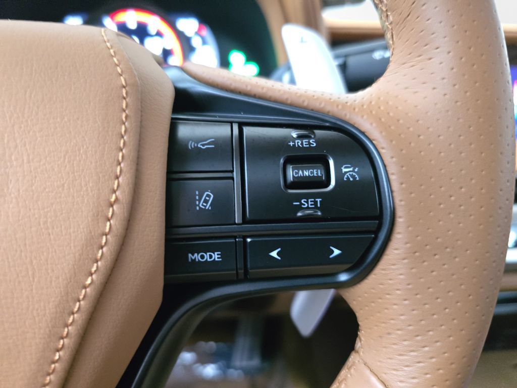 Used 2018 Lexus LC 500 Coupe w/ Touring Package RWD image 19