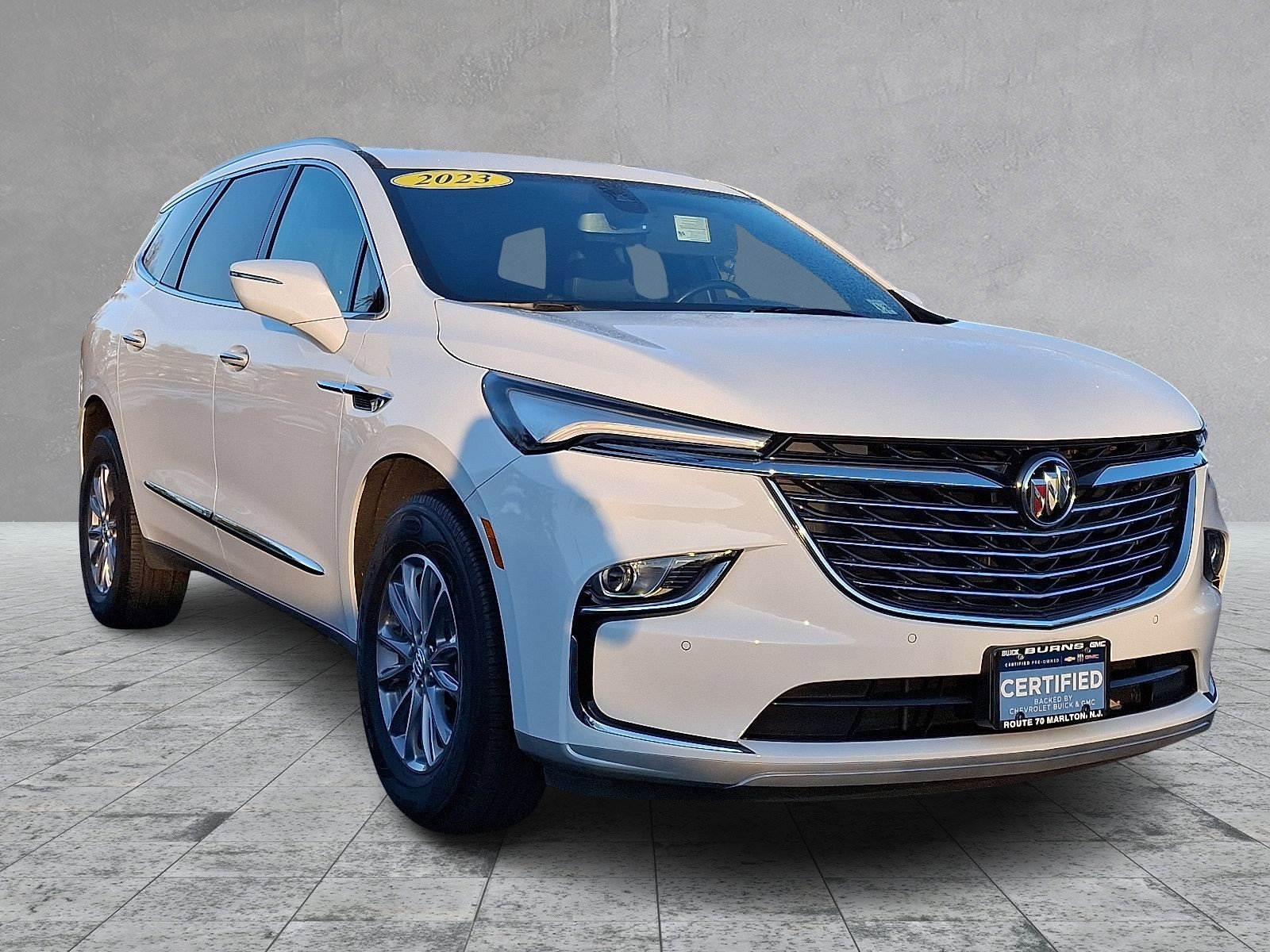 Certified 2023 Buick Enclave Essence image 2