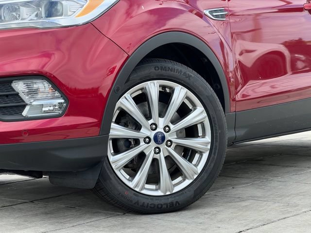 Used 2017 Ford Escape Titanium w/ Equipment Group 301A AWD/4WD image 2