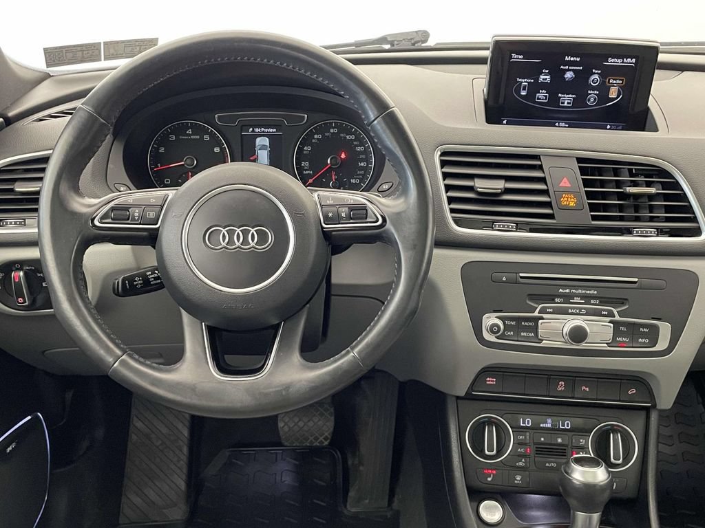 Used 2018 Audi Q3 2.0T Premium Plus w/ Premium Plus Package AWD/4WD image 22