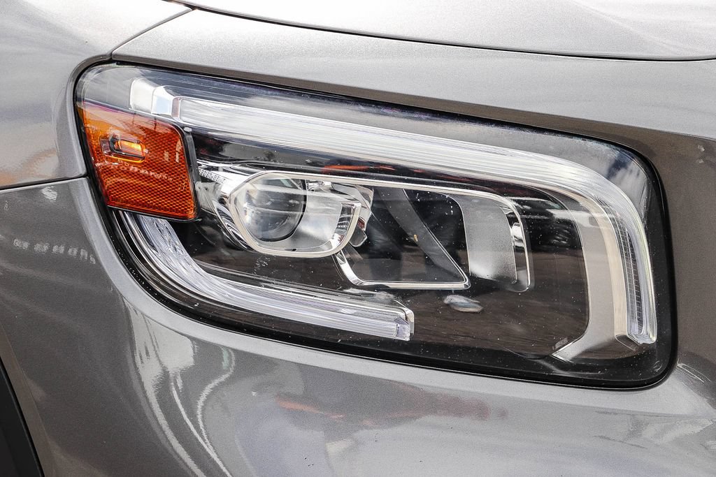 Used 2022 Mercedes-Benz GLB 250 4MATIC image 4