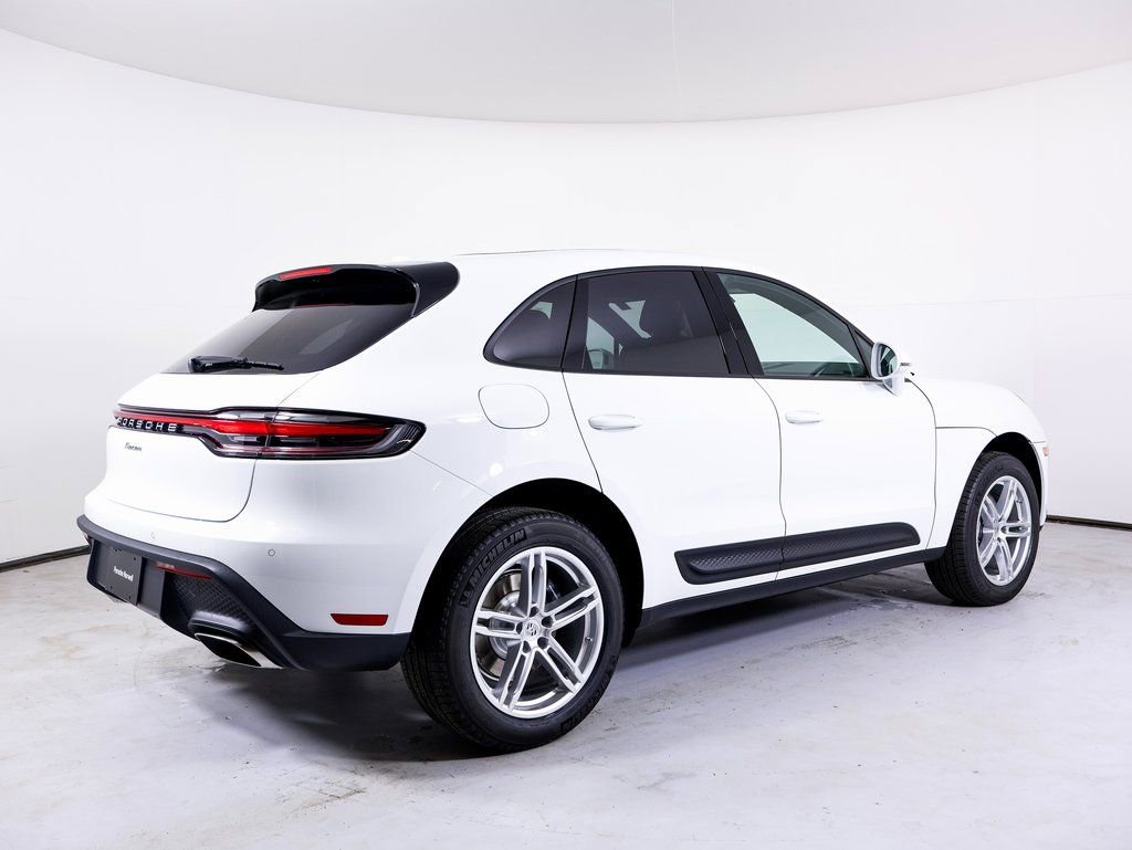 Certified 2025 Porsche Macan image 27