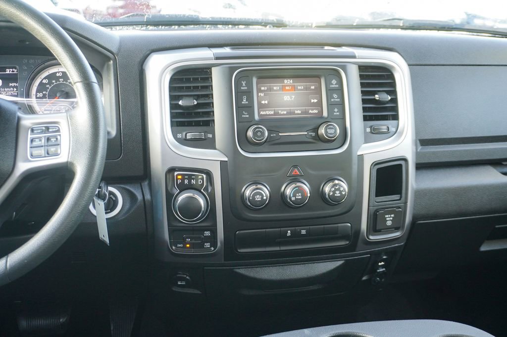 Used 2023 RAM 1500 Classic SLT image 34