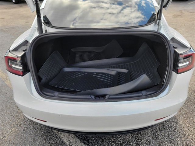 Used 2021 Tesla Model 3 Performance image 6
