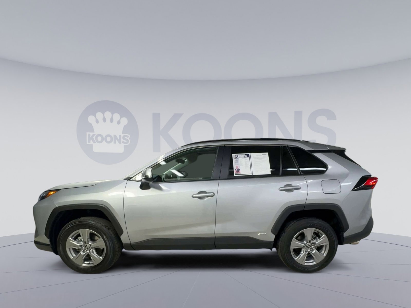 Used 2024 Toyota RAV4 XLE w/ Convenience Package AWD/4WD image 7